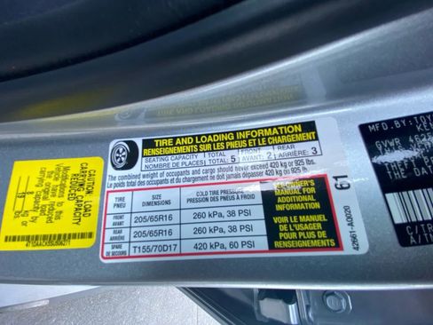 Used 2025 Toyota Camry LE w/ Convenience Package image 27