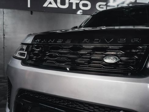 Used 2020 Land Rover Range Rover Sport SVR image 3