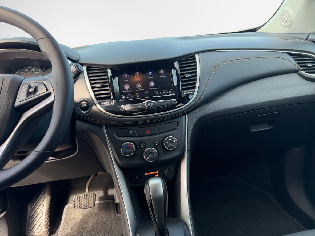 Used 2020 Chevrolet Trax LT w/ LT Convenience Package AWD/4WD image 22