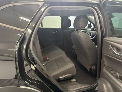 Used 2019 Chevrolet Blazer LT image 16