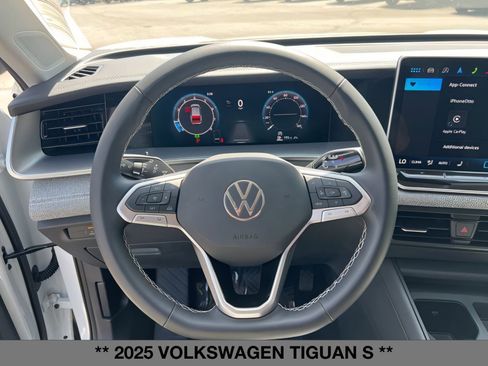 New 2025 Volkswagen Tiguan S image 14