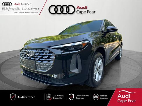 Certified 2025 Audi Q5 Premium AWD/4WD image 1