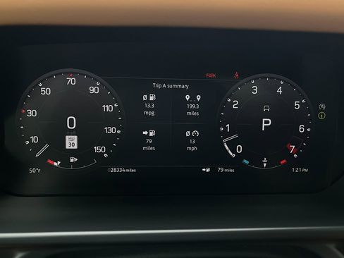 Used 2023 Land Rover Defender 110 image 42