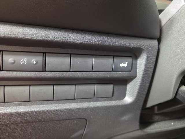 Used 2024 Mitsubishi Outlander SE AWD/4WD image 30