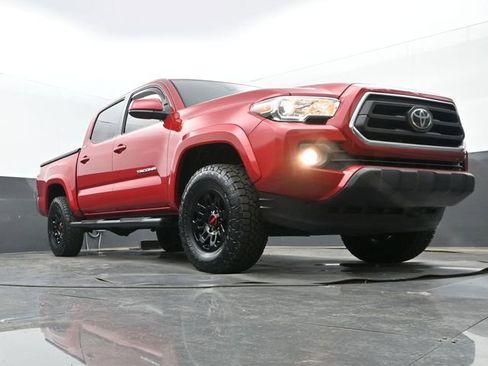 Used 2021 Toyota Tacoma SR5 RWD image 25