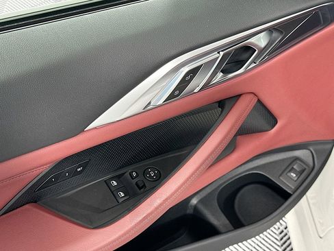 Used 2025 BMW 430i Coupe w/ M Sport Package image 18