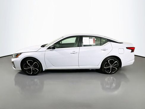 Used 2025 Nissan Altima 2.5 SR AWD/4WD image 5