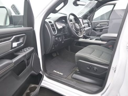 Used 2020 RAM 1500 Big Horn AWD/4WD image 9