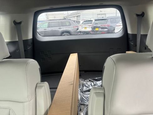 New 2026 Hyundai Santa Fe Calligraphy image 13