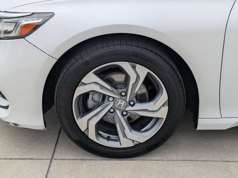 Used 2018 Honda Accord EX-L image 9