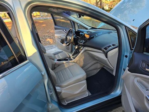 Used 2013 Ford C-MAX SEL image 26
