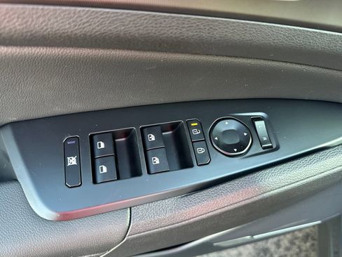 New 2026 Kia Sportage EX w/ EX Panoramic Sunroof Package image 15