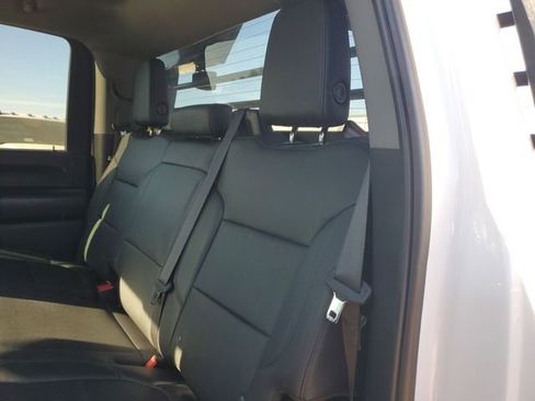 Used 2023 GMC Sierra 3500 Pro w/ Convenience Package image 16