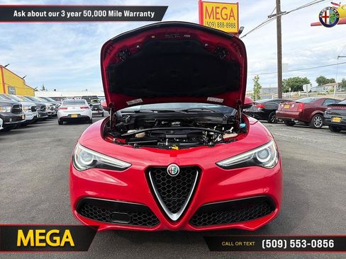 Used 2018 Alfa Romeo Stelvio Sport w/ Quick Order Package 22J Sport AWD/4WD image 14