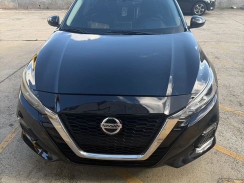 Used 2019 Nissan Altima 2.5 SR w/ SR Premium Package FWD image 1