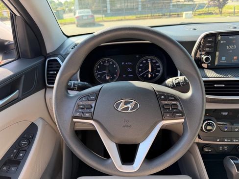 Used 2020 Hyundai Tucson Value AWD/4WD image 18
