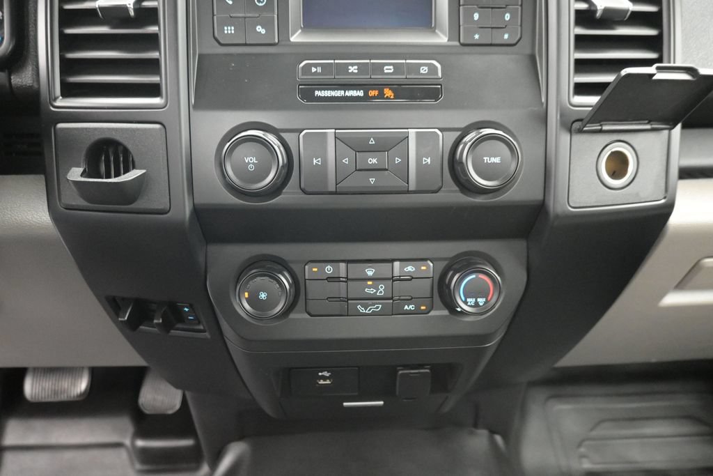 Used 2018 Ford F150 XL w/ Trailer Tow Package w/101A RWD image 17