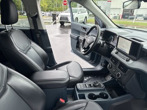 Used 2024 Ford Maverick Lariat w/ Black Appearance Package FWD image 32