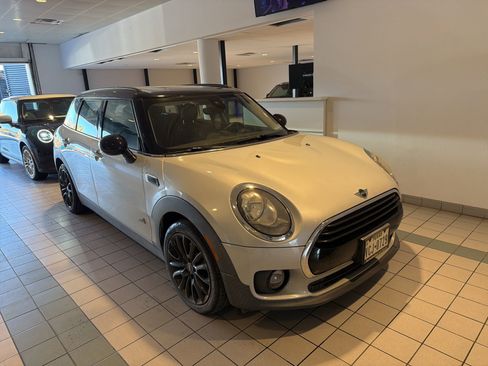 Used 2019 MINI Cooper Clubman ALL4 image 3