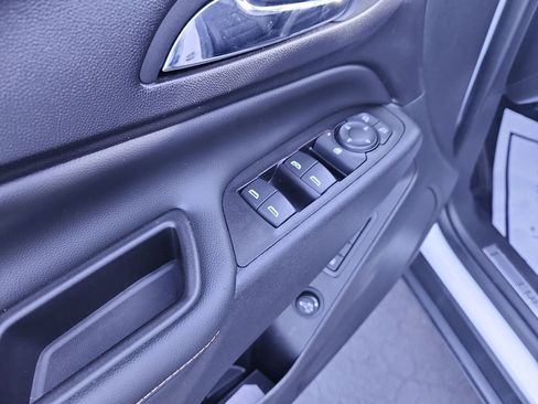 Used 2020 Chevrolet Equinox Premier AWD/4WD image 13