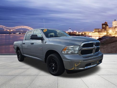 Used 2023 RAM 1500 Classic SLT w/ Trailer & Traction Group AWD/4WD image 4