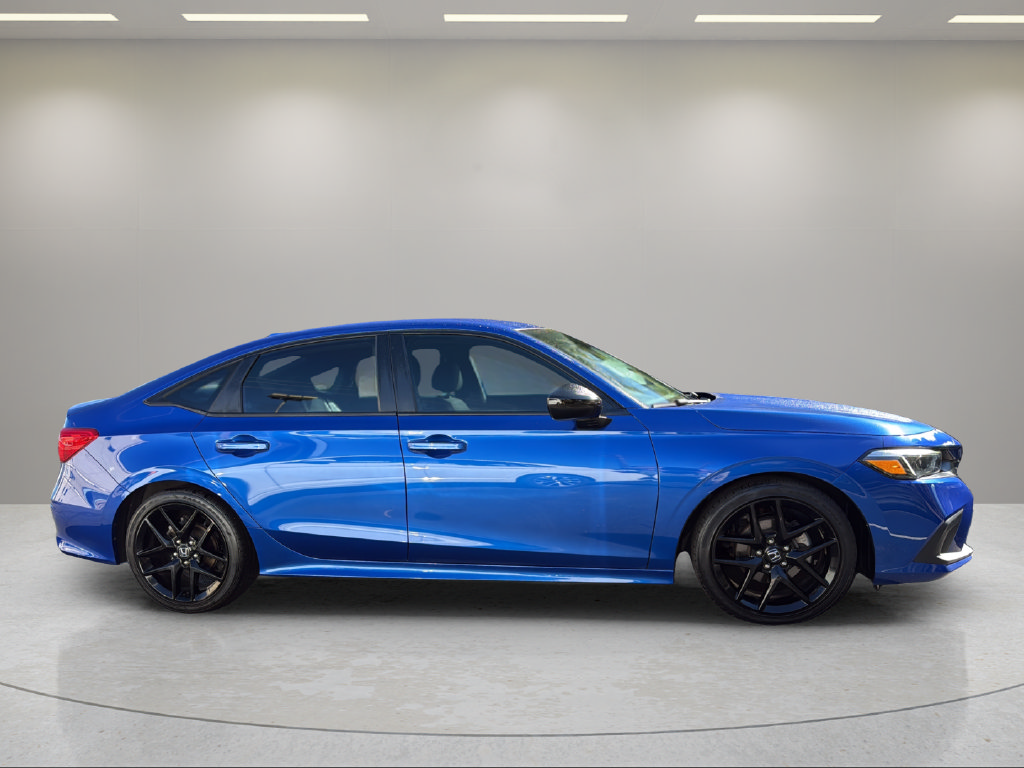 Used 2023 Honda Civic Sport image 5