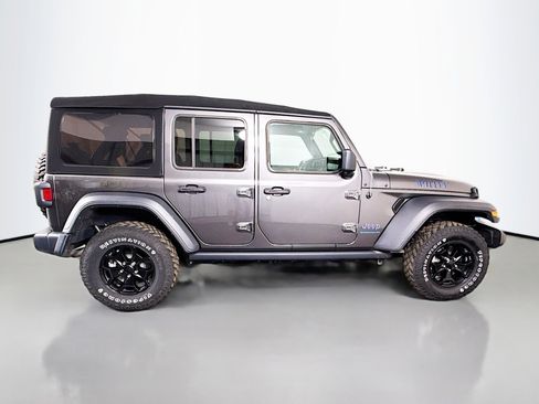 Used 2023 Jeep Wrangler Unlimited w/ Cold Weather Group image 11