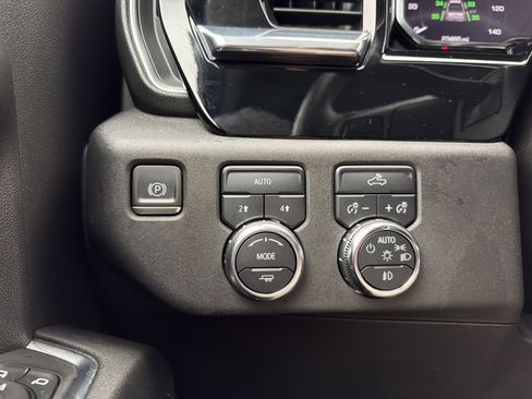 Used 2024 GMC Sierra 1500 Elevation w/ Max Trailering Package image 22