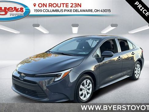 Used 2024 Toyota Corolla LE image 1
