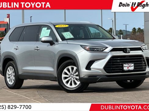 Certified 2025 Toyota Grand Highlander AWD image 1