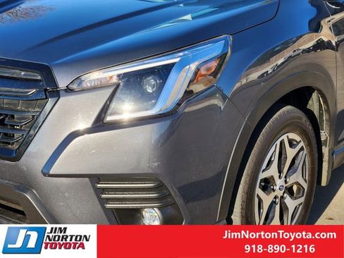 Used 2024 Subaru Forester Premium image 11