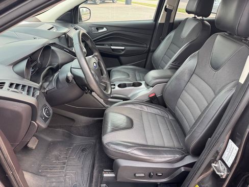 Used 2016 Ford Escape SE w/ SE Chrome Package AWD/4WD image 6