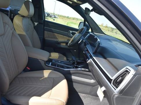 New 2025 Kia Sorento SX Prestige w/ Olive Brown Leather Package image 16
