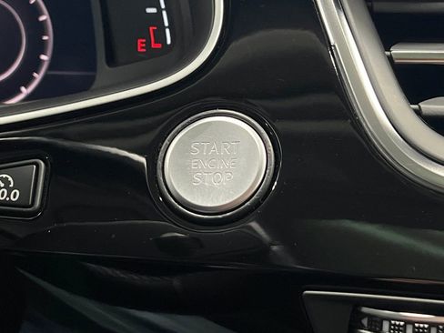 Used 2019 Audi Q7 3.0T Prestige AWD/4WD image 23