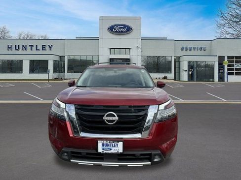 Used 2023 Nissan Pathfinder SL w/ SL Premium Package AWD/4WD image 2