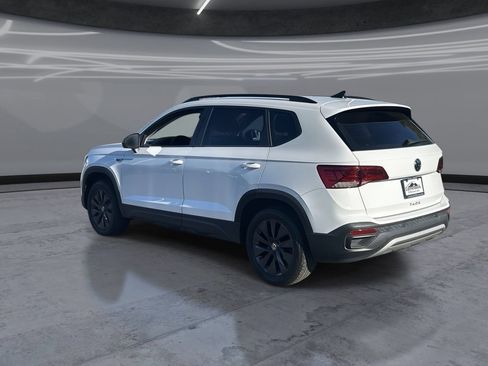 Used 2024 Volkswagen Taos S FWD image 4