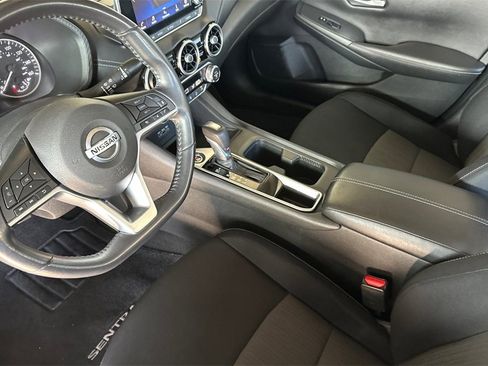 Used 2021 Nissan Sentra SV image 7