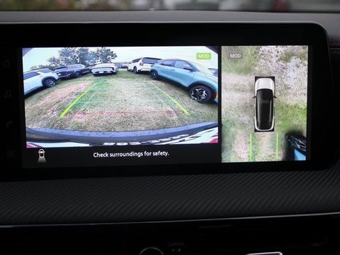 New 2026 Nissan Kicks SR w/ Cold Weather Package image 13