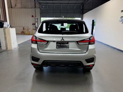 Used 2025 Mitsubishi Outlander Sport AWD image 4