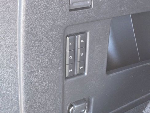 Used 2024 Ford Expedition Limited AWD/4WD image 18