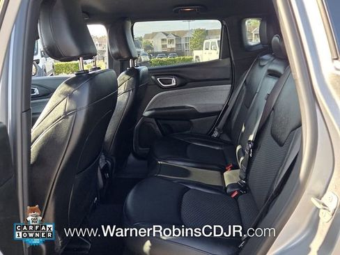 Used 2024 Jeep Compass Latitude AWD/4WD image 6