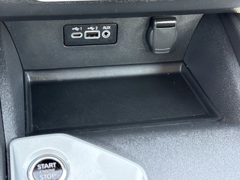 Used 2025 Nissan Altima 2.5 SV FWD image 26