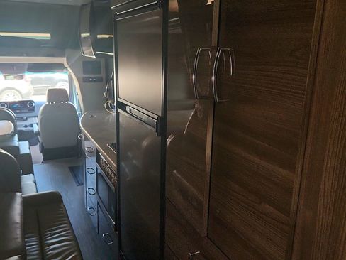 Used 2019 Mercedes-Benz Sprinter 170 image 23