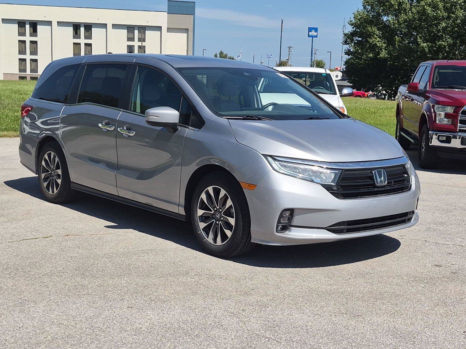 Used 2023 Honda Odyssey EX-L image 7