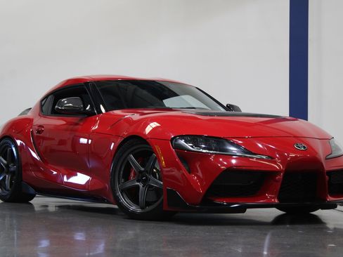 Used 2021 Toyota Supra Premium w/ Driver Assist Package RWD image 2