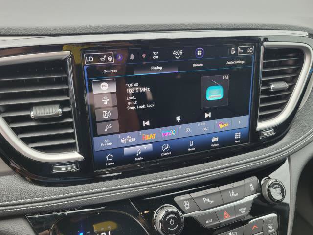 New 2027 Chrysler Pacifica Select FWD image 12