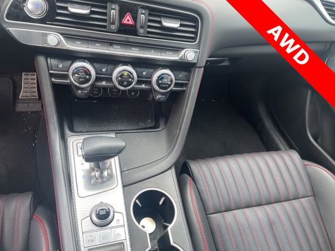 Certified 2023 Genesis G70 2.0T w/ Sport Prestige Package image 10