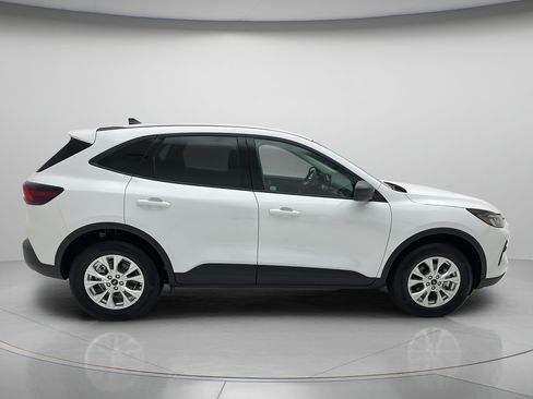 Used 2026 Ford Escape Active w/ Cold Weather Package AWD/4WD image 6