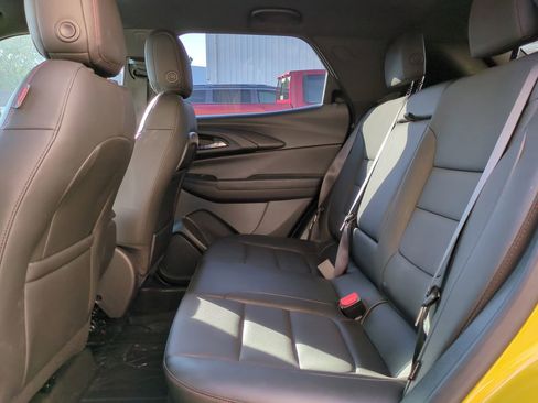 Used 2024 Chevrolet TrailBlazer RS w/ Driver Confidence Package image 13