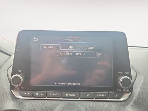 Used 2021 Nissan Sentra SV image 23